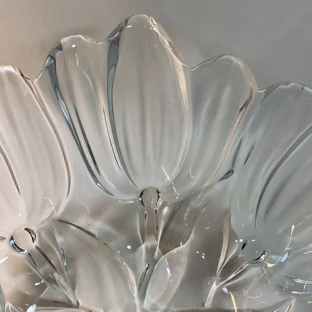 Tulip Leaf Fluted Clear Glass Serving Fruit Bowl